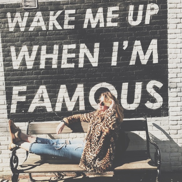 Meet your Posher, Haley - Picture 4 of 6